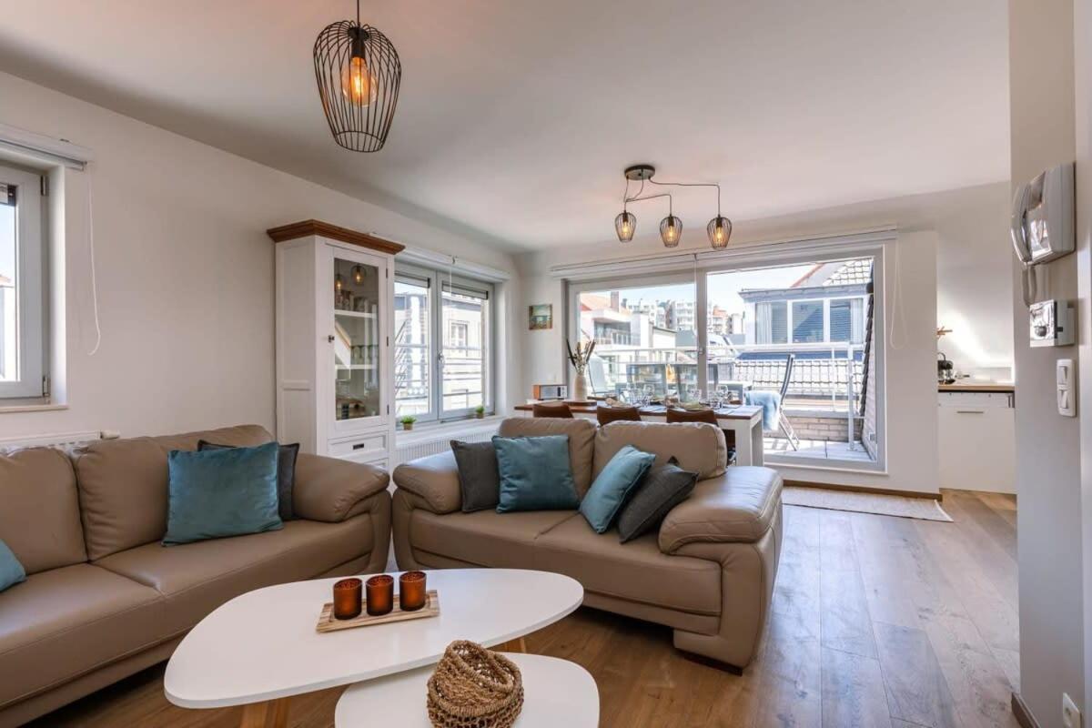 Huswell - Centrally Located Apartment With Sunny Terrace Ostende Exterior foto
